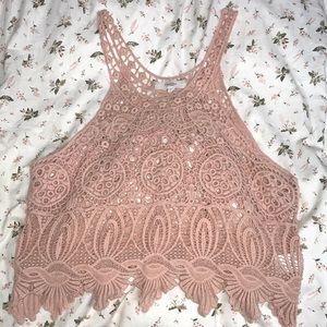 Pale pink crochet crop-top
